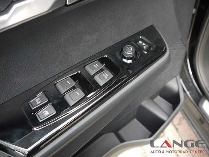 KGM Torres 1.5 T-GDi AWD Nomad Navi Klimaautom SHZ Temp Tel.-Vorb. PDC Regensensor A