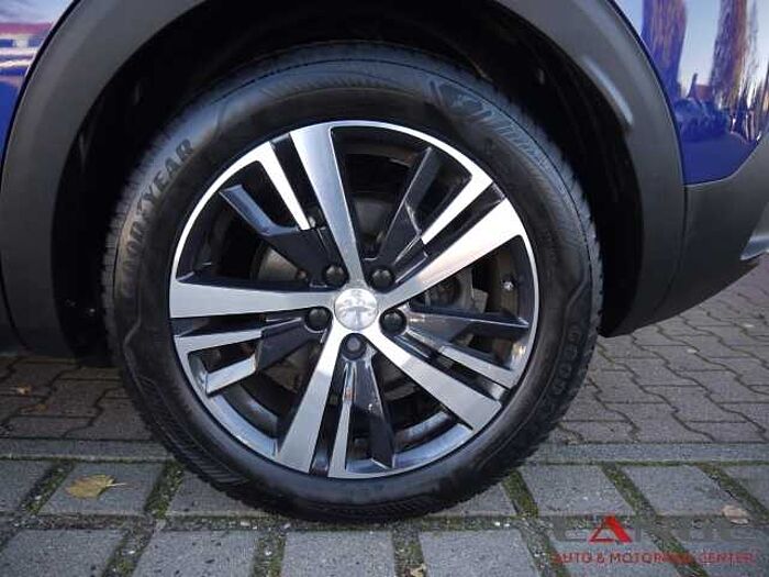 Peugeot 3008 Allure El. Panodach Navi Digitales Cockpit 360 Kamera LED El. Heckklappe 2-
