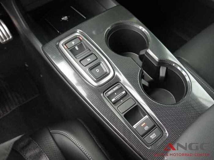 Honda Civic Lim. e HEV Advance El. Panodach Navi Digitales Cockpit Soundsystem Bose LE