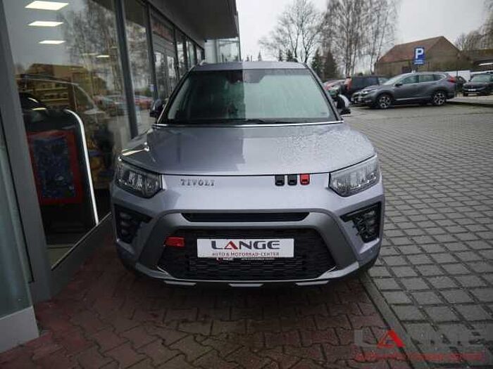 SsangYong Tivoli Grand Black Line 4x2 Automatik Navi Klimaautom SHZ Tel. -Vorb. PDC Regense