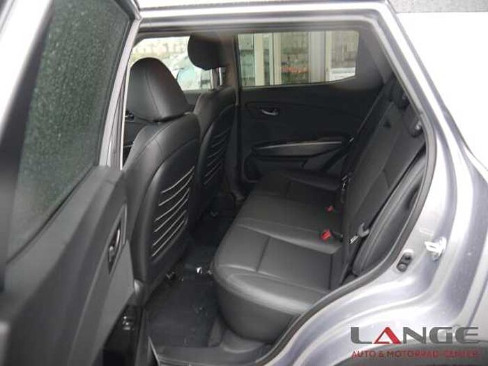 SsangYong Tivoli Grand Black Line 4x2 Automatik Navi Klimaautom SHZ Tel. -Vorb. PDC Regense